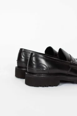 Tricker’s Eva Penny Loafer Black| Shoes