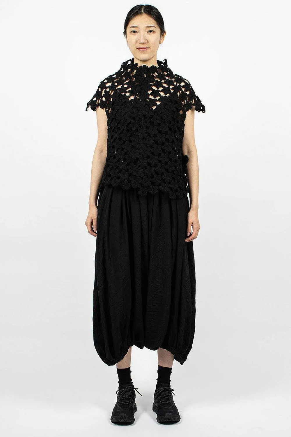 Comme Des Garçons Comme Des Garçons Flower Crochet T-Shirt Black| Tops