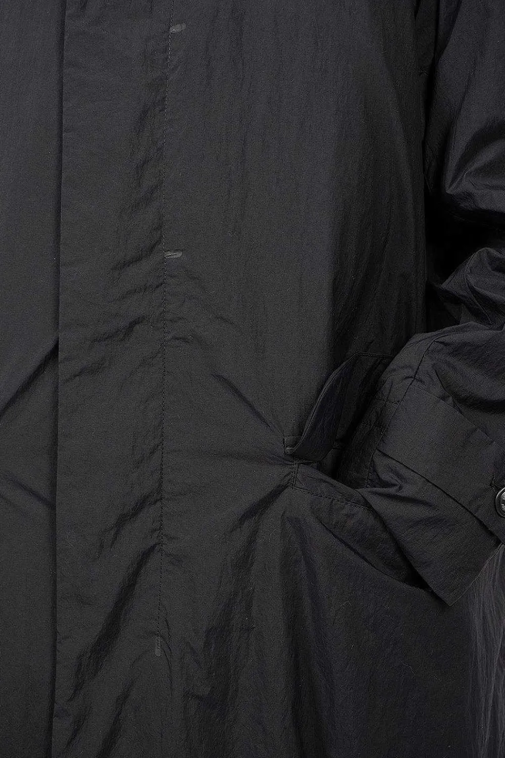 and wander Light Water Repellent Coat Black| Outerwear