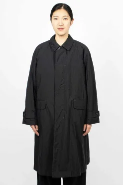 and wander Light Water Repellent Coat Black| Outerwear