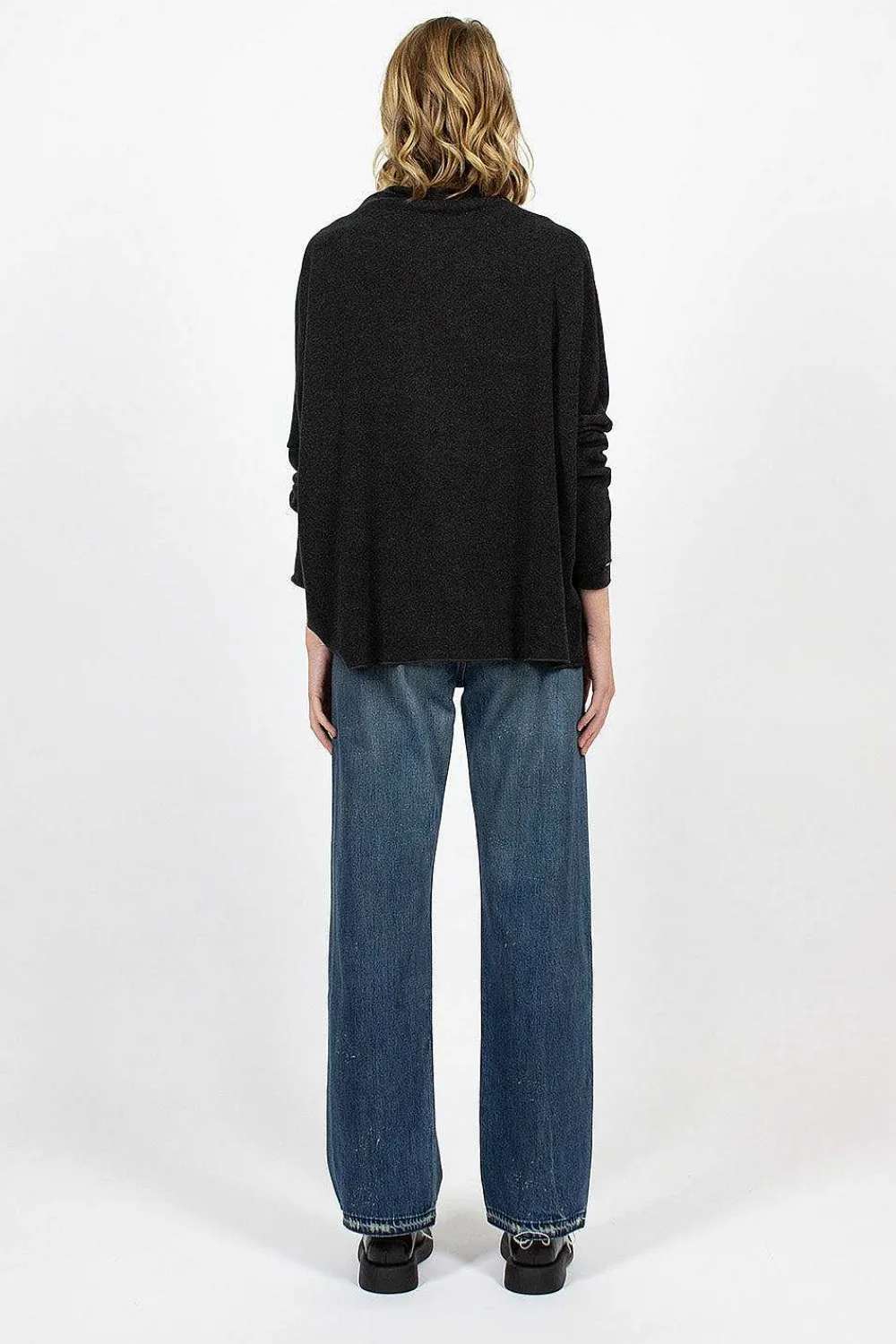 Chimala Mp03B Straight Cut Jean Medium Distress| Jeans