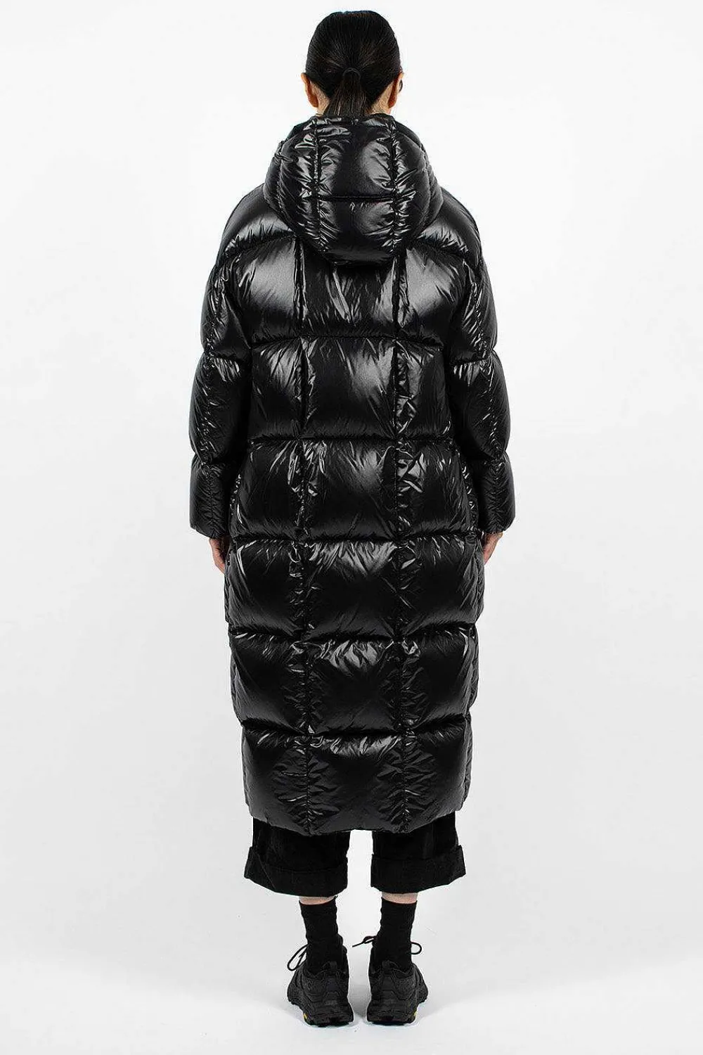Moncler Parnaiba Down Coat Black| Outerwear