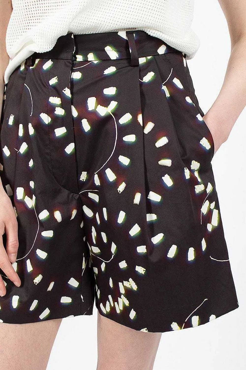 Dries Van Noten Printed Pleat Shorts Black| Trousers