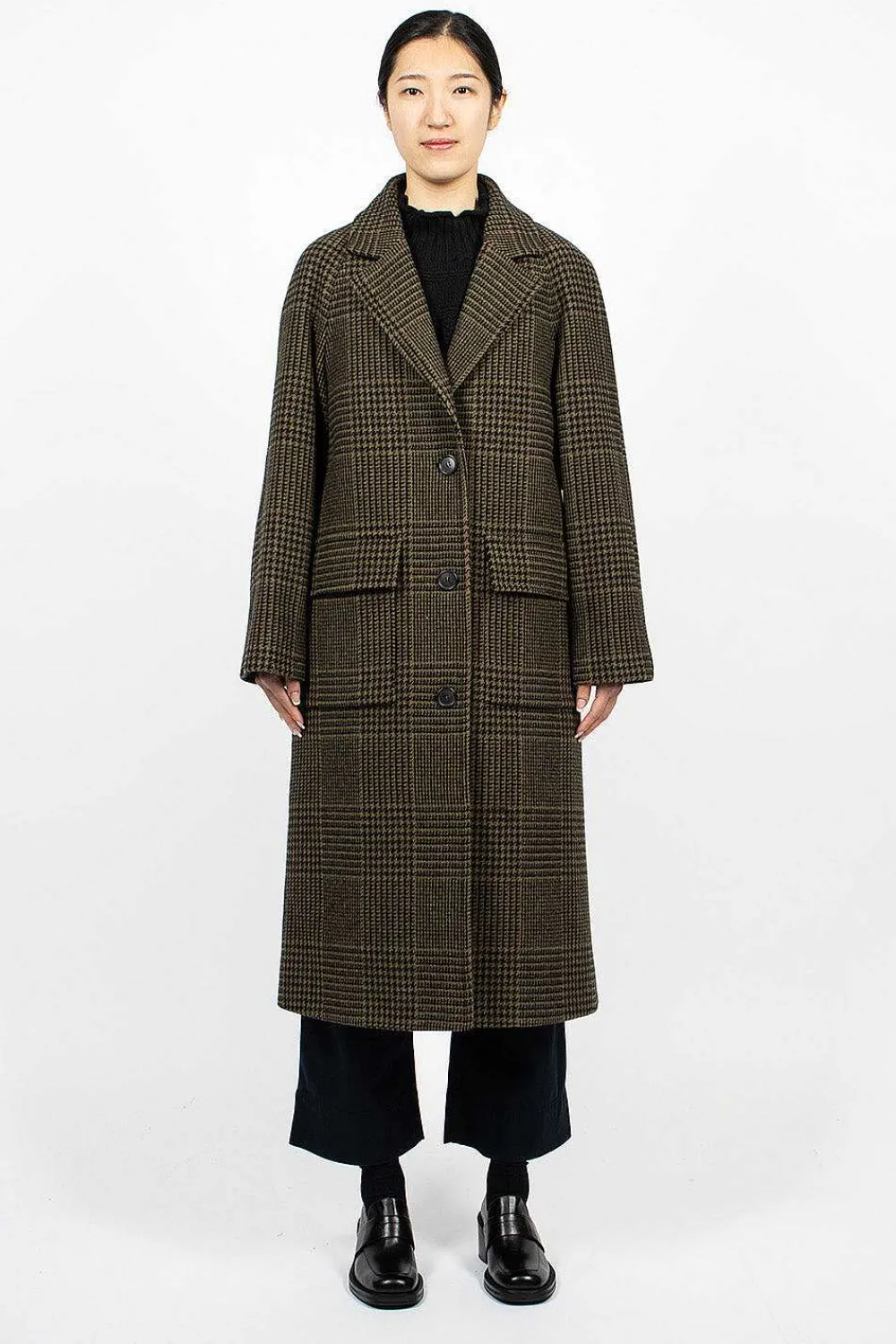Margaret Howell Raglan Check Overcoat Black/Olive| Outerwear