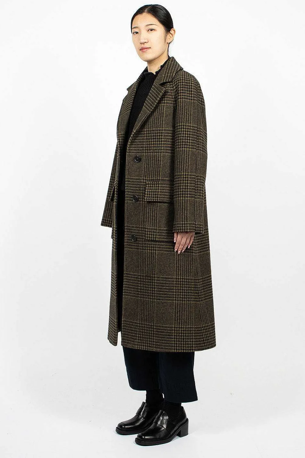 Margaret Howell Raglan Check Overcoat Black/Olive| Outerwear
