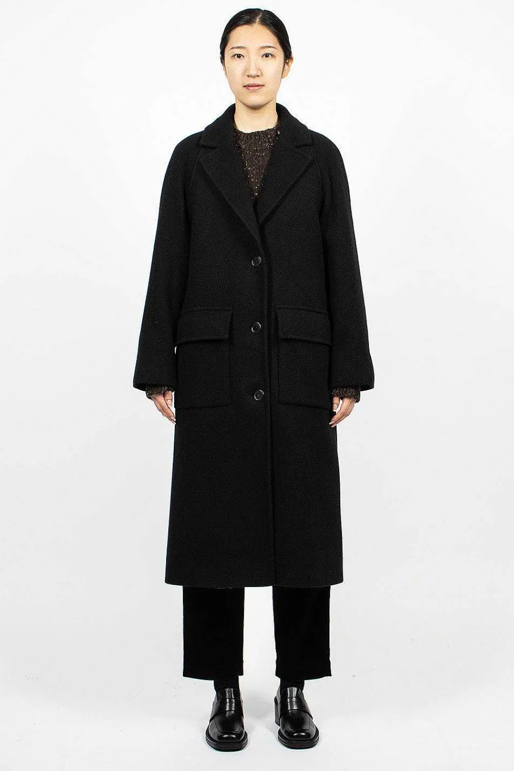 Margaret Howell Raglan Overcoat Black| Outerwear