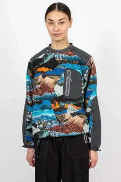 and wander Vent Printed Pullover Blue| Tops