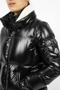 Moncler Vistule Down Jacket Black| Outerwear