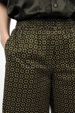 6397 Weekend Short Black/Green| Trousers