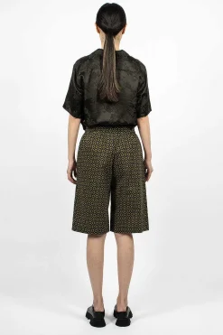 6397 Weekend Short Black/Green| Trousers